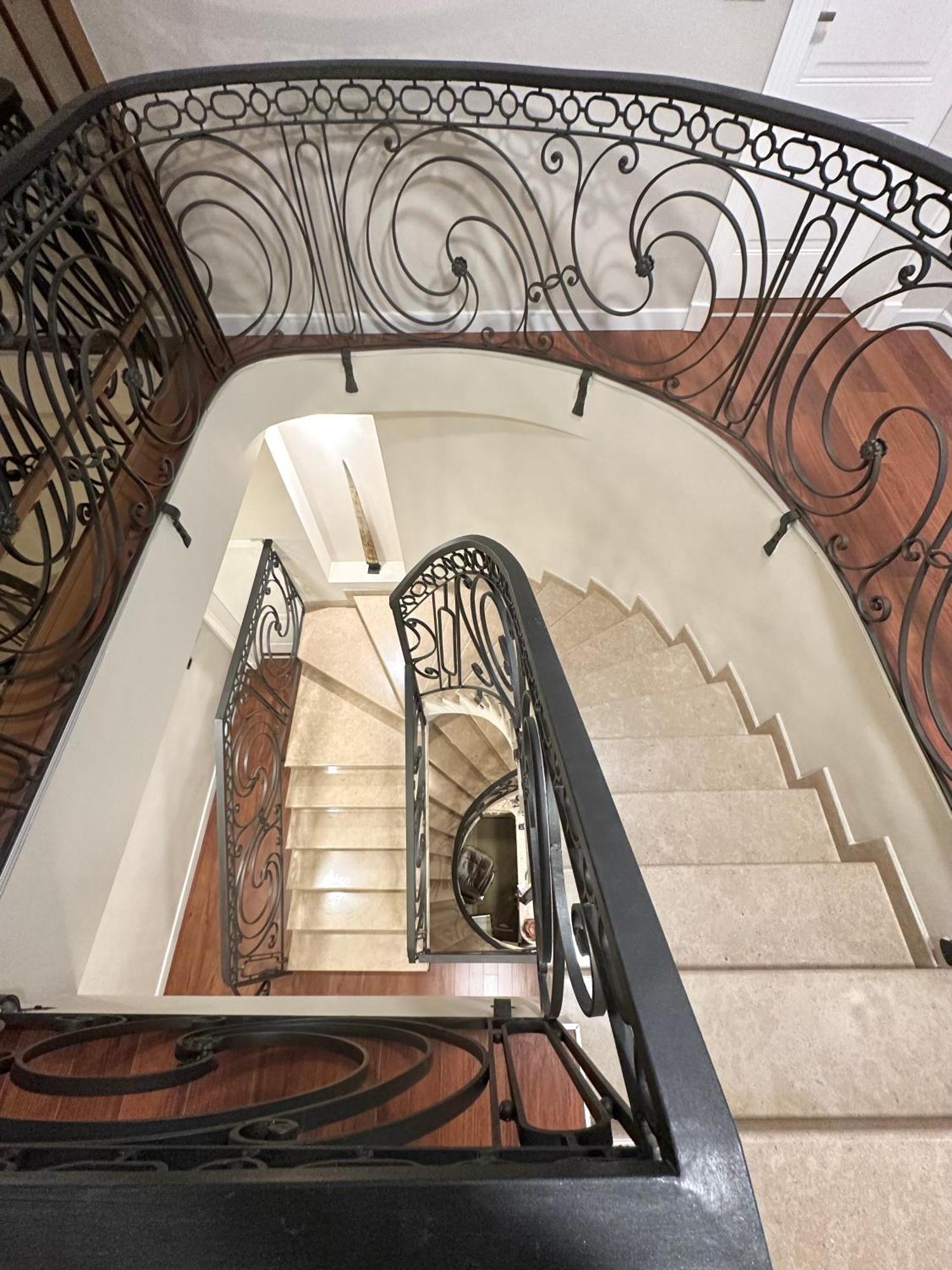 Residenza Monun Boutique Hotel Тирана Екстер'єр фото